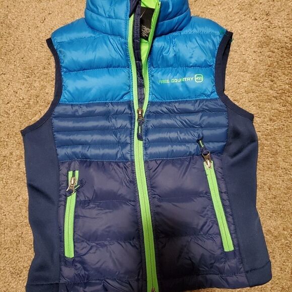 Boys sleeveless  - Picture 1 of 1